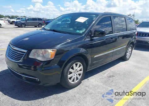 2013 Chrysler Town & Country Touring z USA, uszkodzony, nr VIN 2C4RC1BG4DR637807